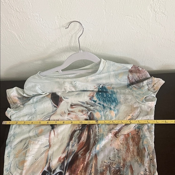 Women Artistic Horse Print T-Shirt (S) - Picture 6 of 8